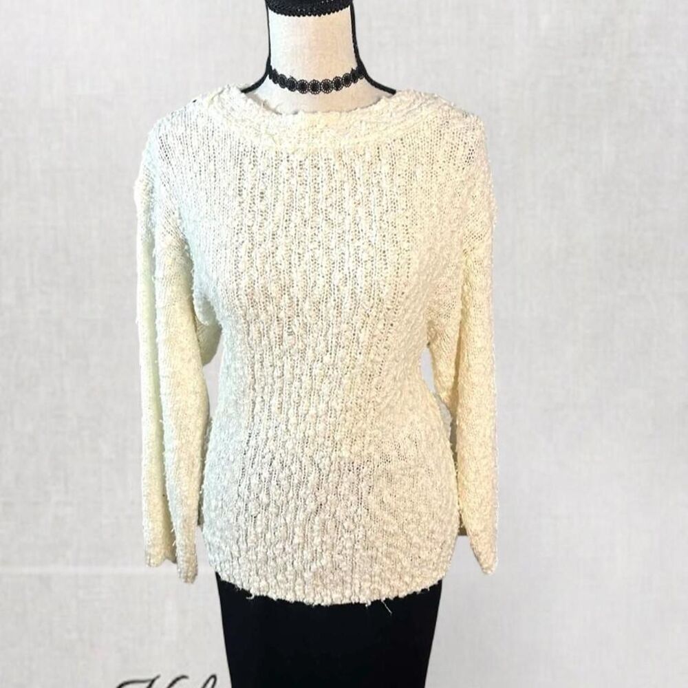 Cozycore coquette Minimalist Winter Fashion Chic Cream Knit Sweater